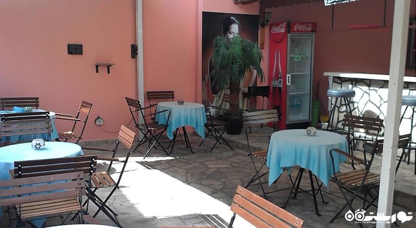 رستوران فضای باز هتل